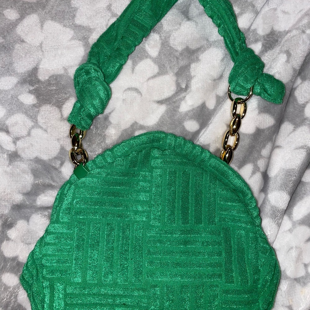 green purse